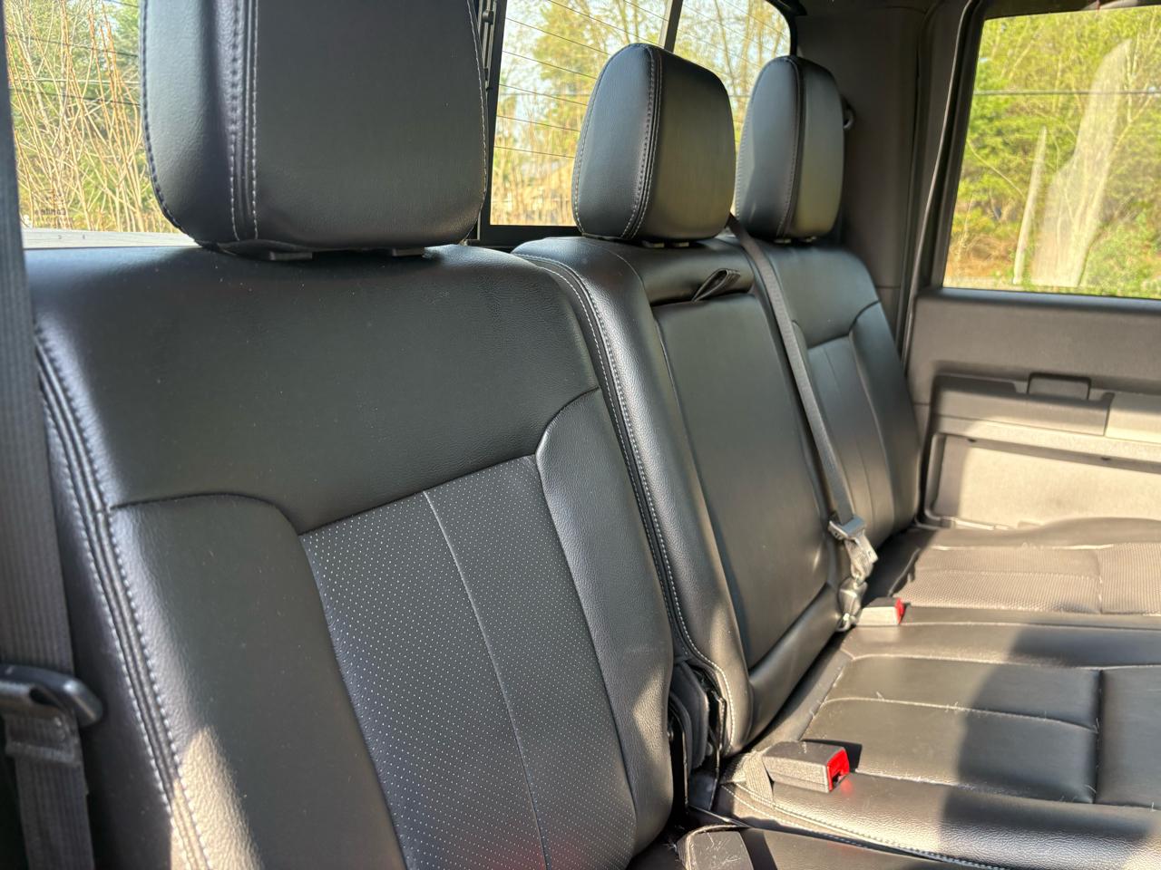 Ford F-250 SD Lariat Crew Cab 4WD 2015