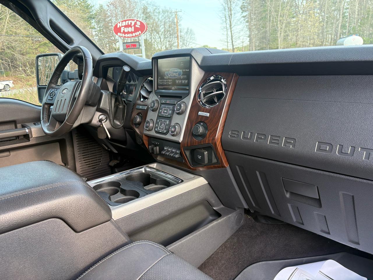 Ford F-250 SD Lariat Crew Cab 4WD 2015