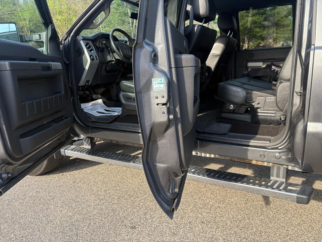 Ford F-250 SD Lariat Crew Cab 4WD 2015