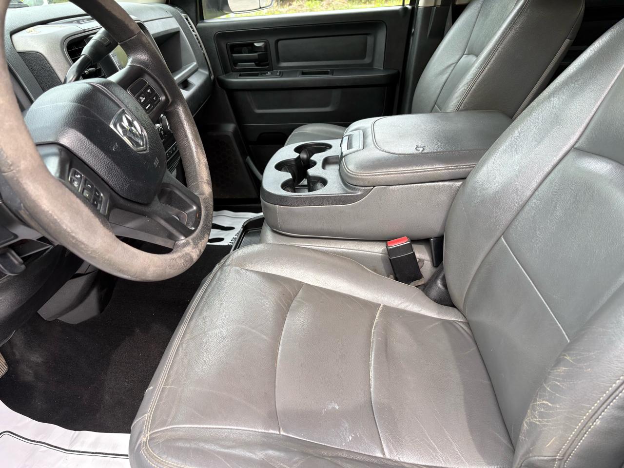 RAM 3500 Tradesman Crew Cab 4WD 2018