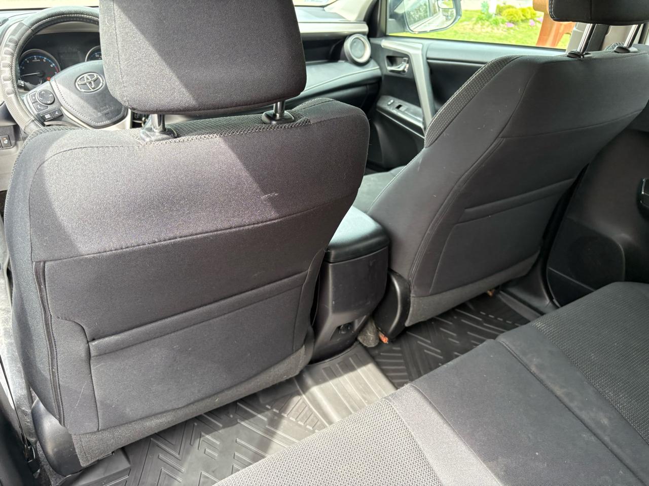 Toyota RAV4 XLE AWD 2018