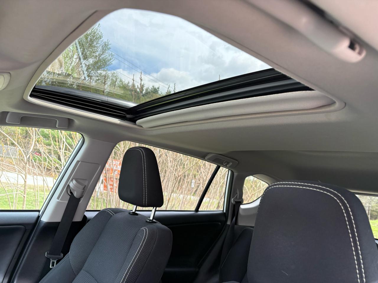Toyota RAV4 XLE AWD 2018