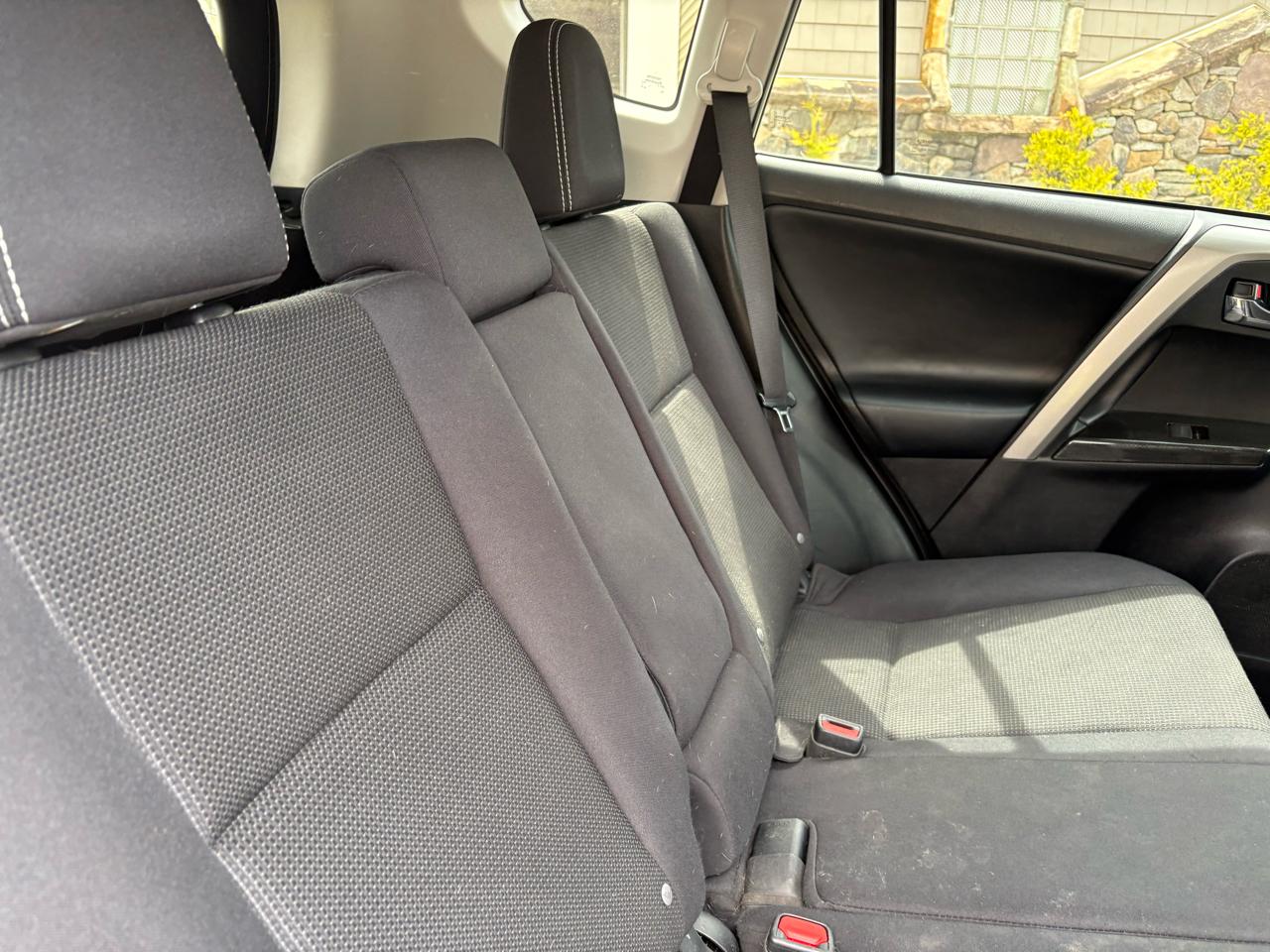 Toyota RAV4 XLE AWD 2018