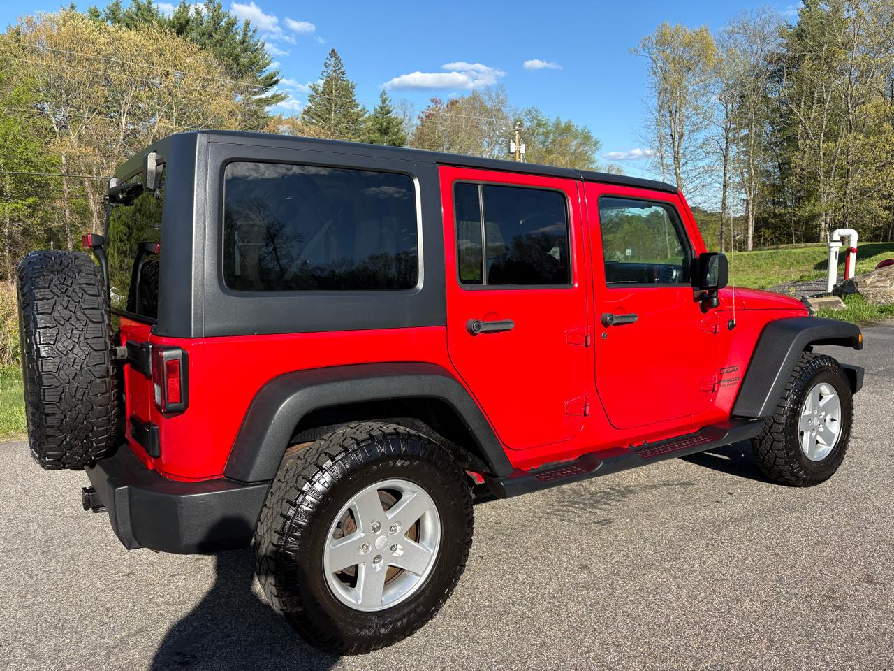 Jeep Wrangler Unlimited Sport 4WD 2013