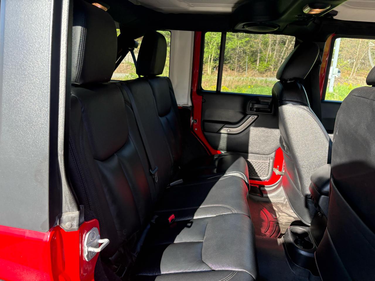 Jeep Wrangler Unlimited Sport 4WD 2013