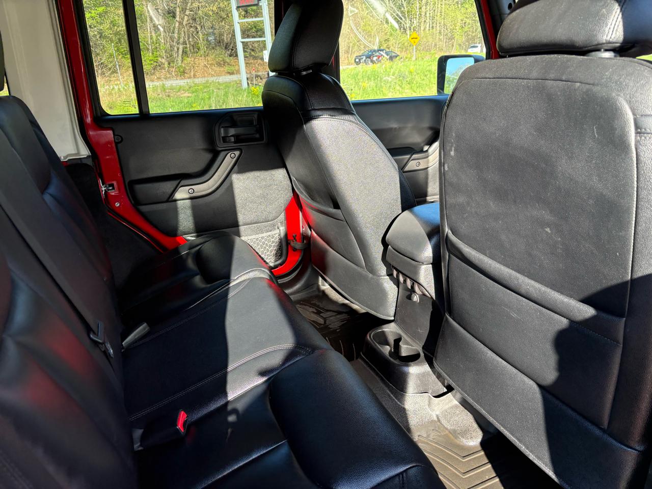 Jeep Wrangler Unlimited Sport 4WD 2013