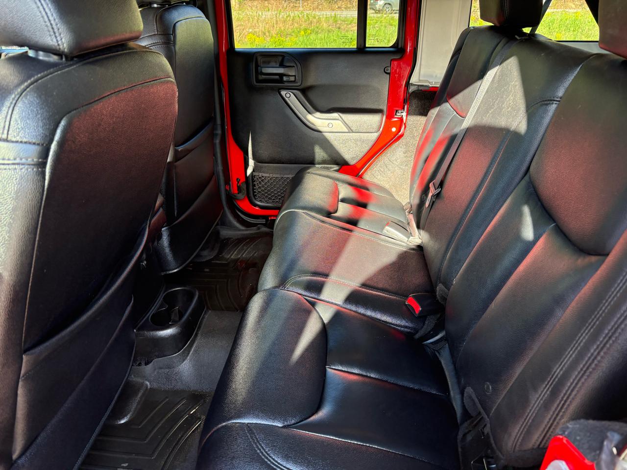 Jeep Wrangler Unlimited Sport 4WD 2013