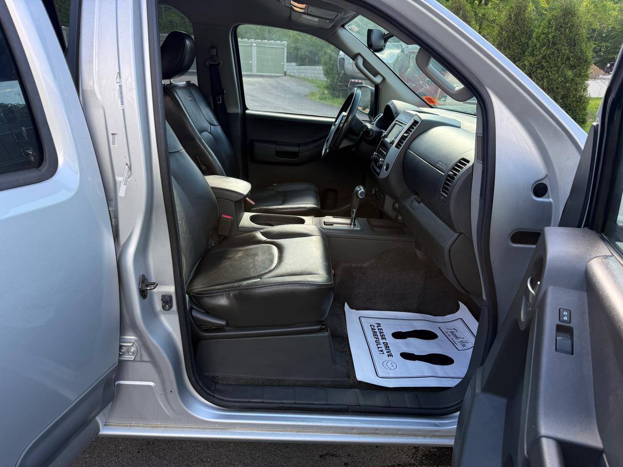 Nissan Xterra X 4WD 2013