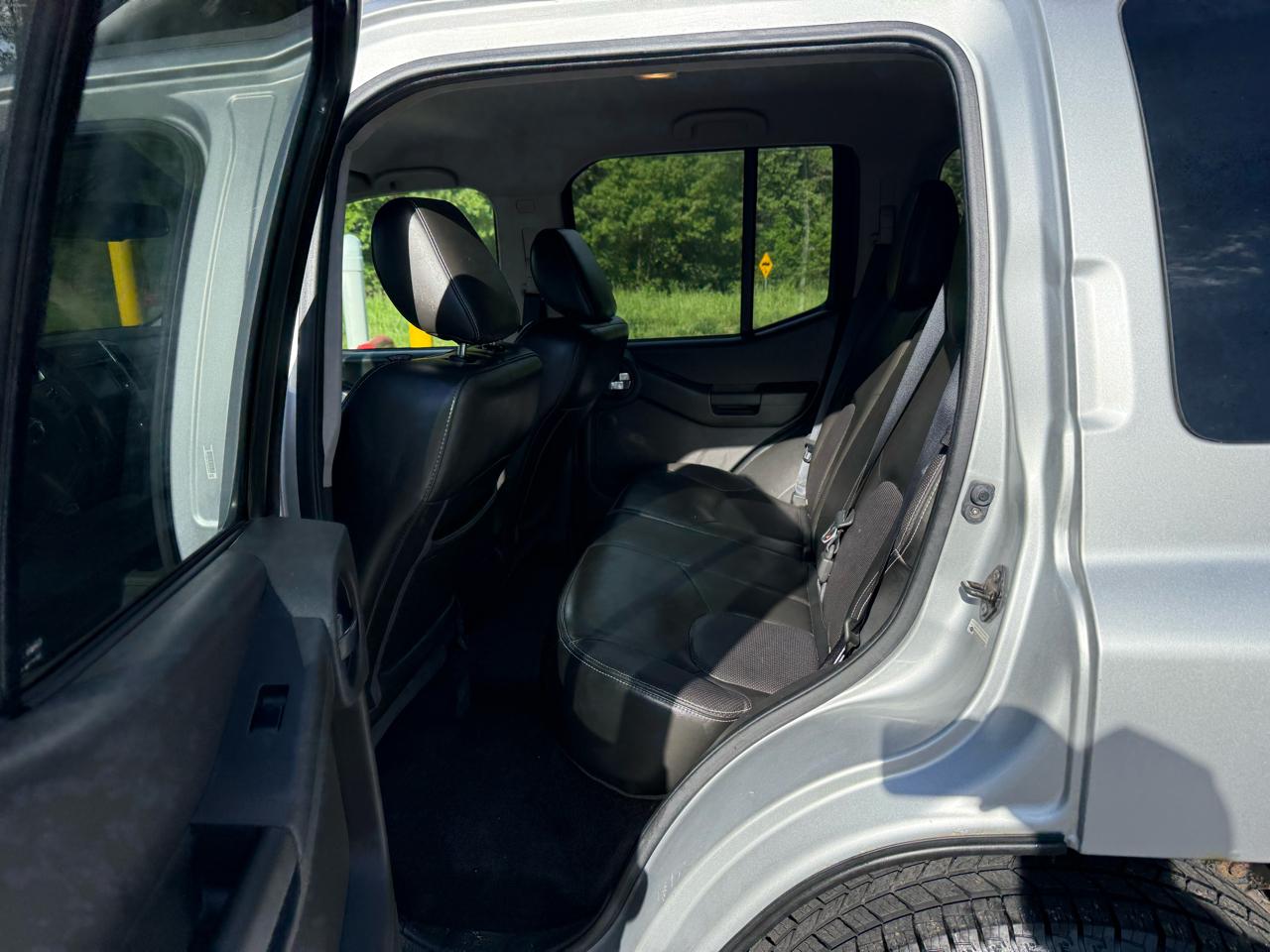 Nissan Xterra X 4WD 2013