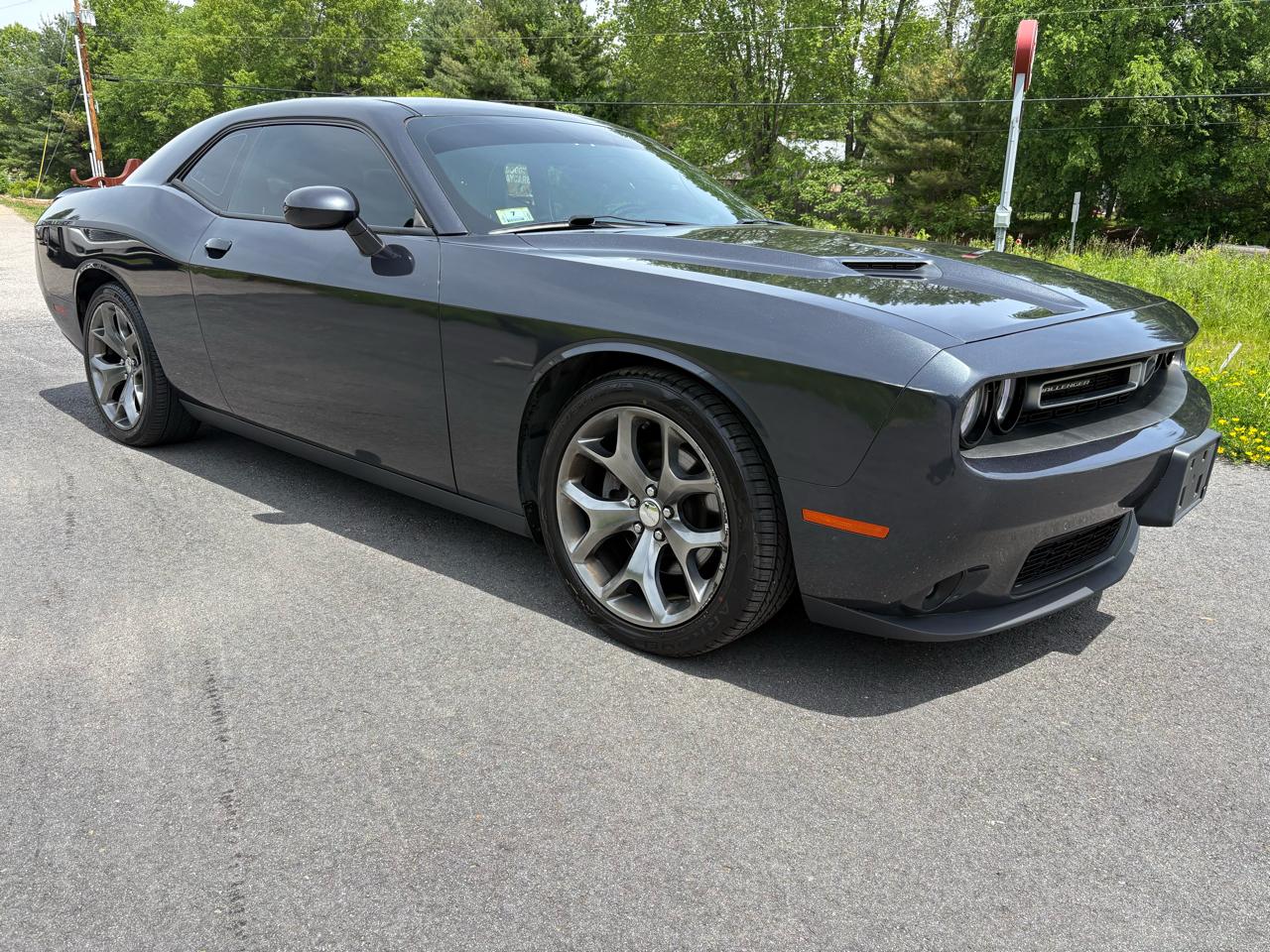 2016 Dodge Challenger SXT Plus's photo