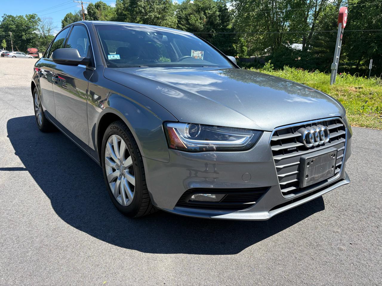 2013 Audi A4 2.0T quattro manual Premium's photo
