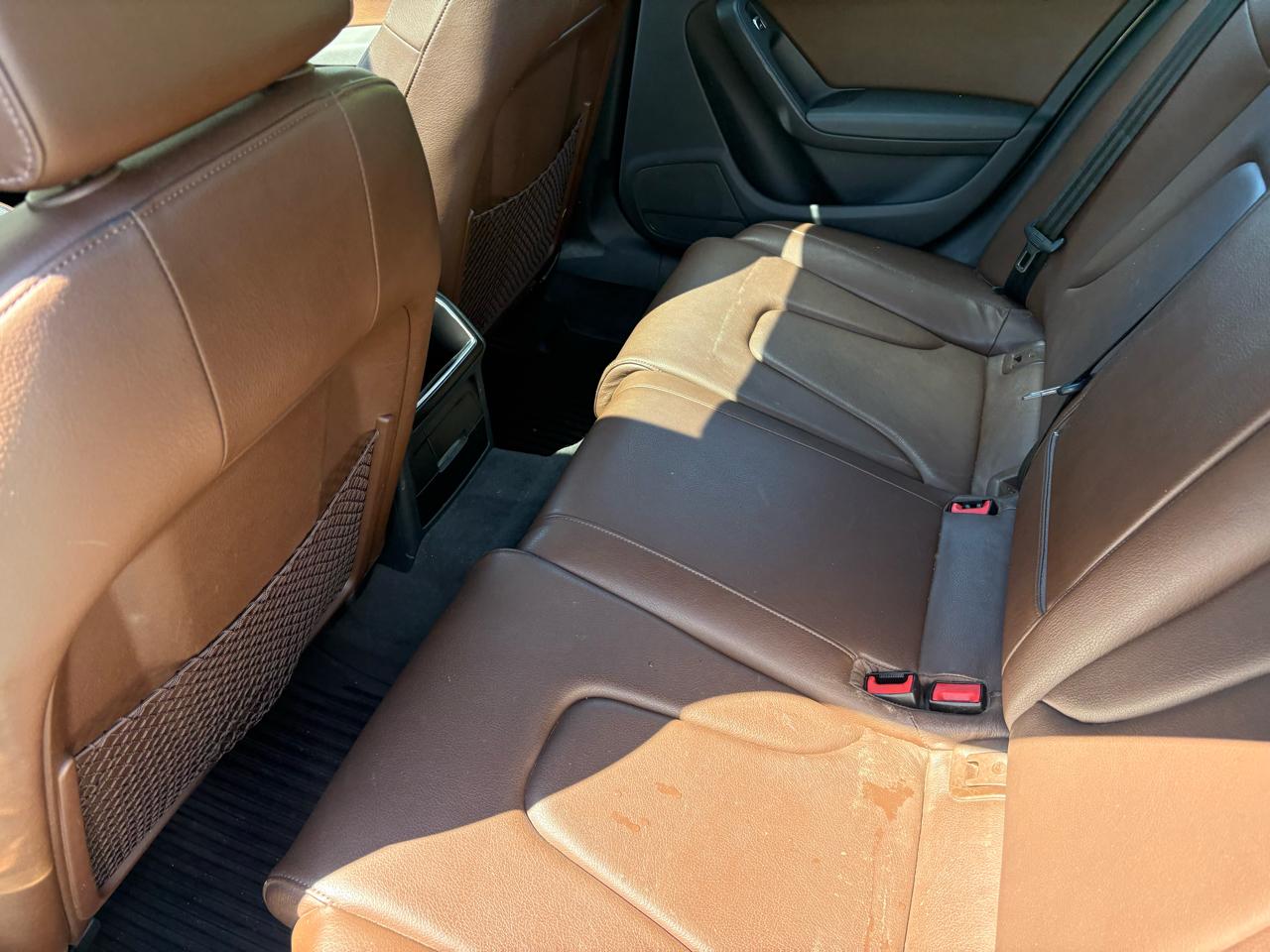 Audi A4 2.0T Premium Sedan quattro Manual 2013