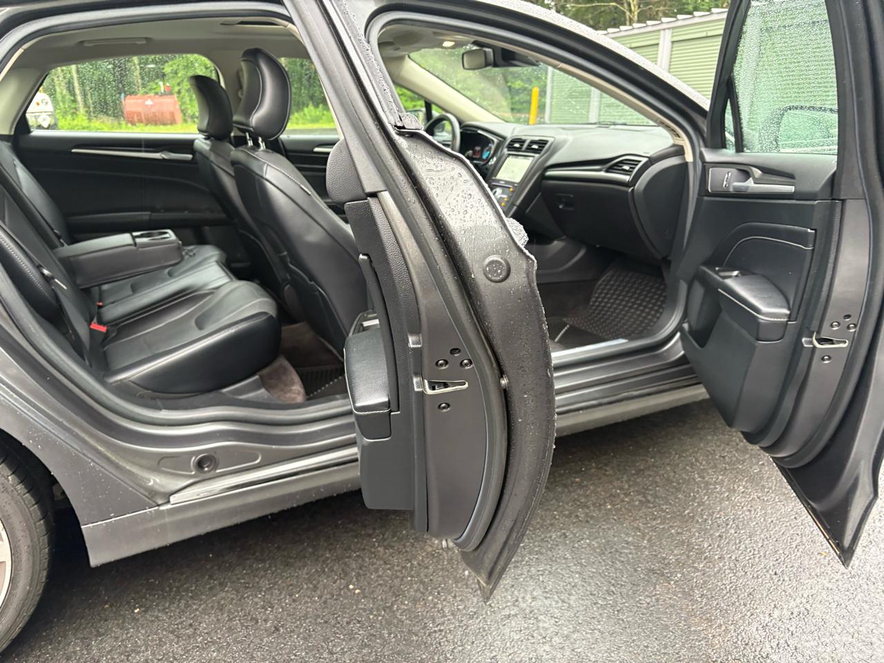 Ford Fusion Titanium AWD 2017