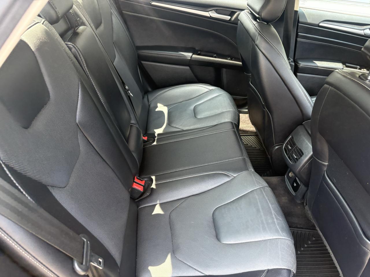 Ford Fusion Titanium AWD 2017