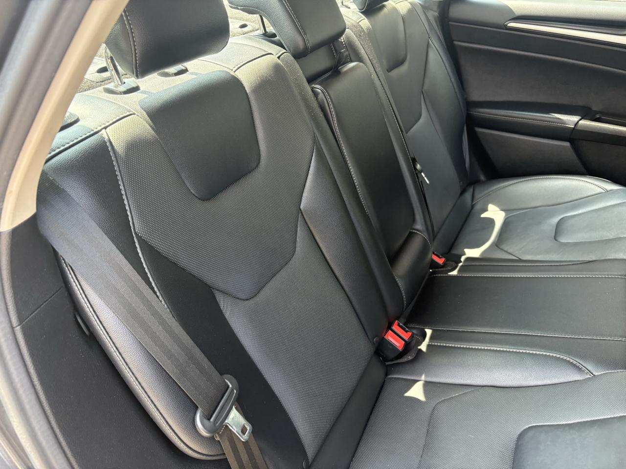 Ford Fusion Titanium AWD 2017