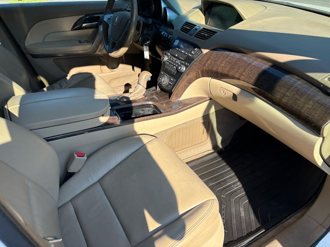 Acura MDX 6-Spd AT w/Tech Package 2013