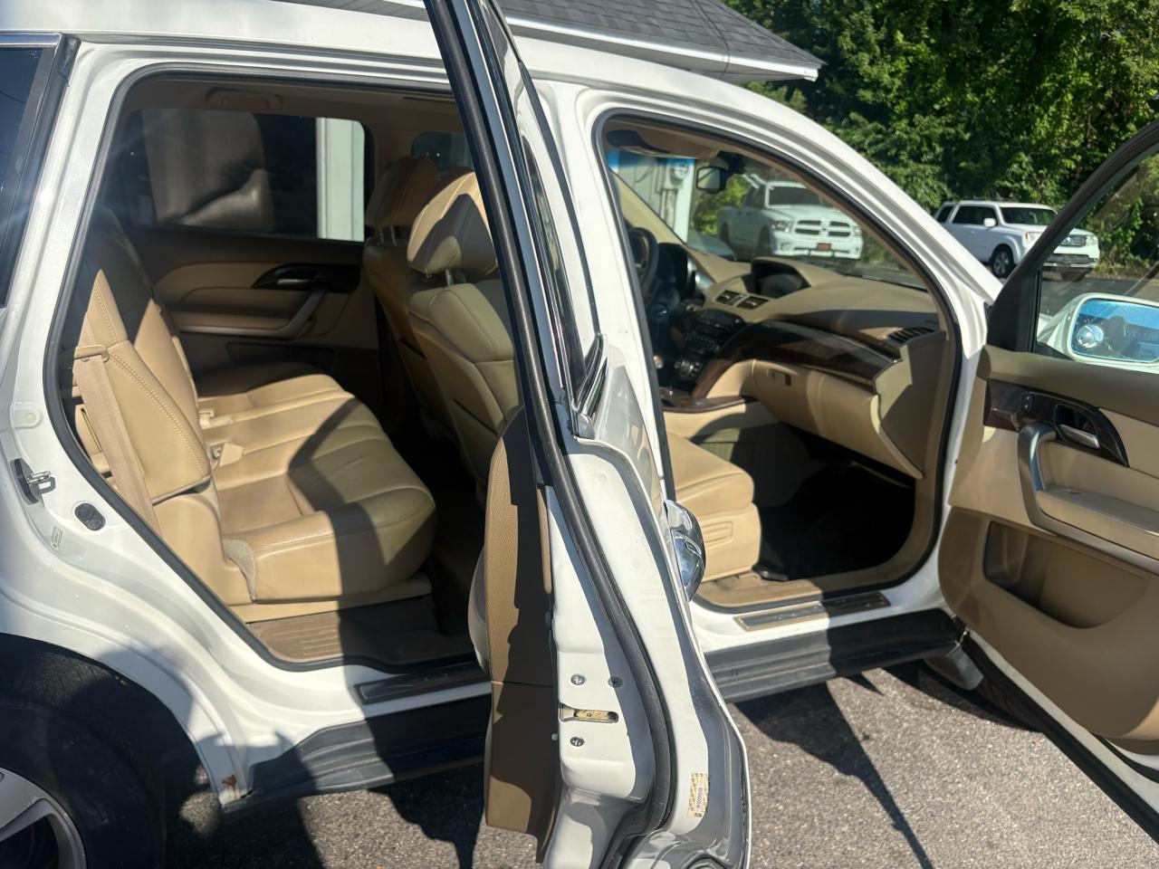 Acura MDX 6-Spd AT w/Tech Package 2013