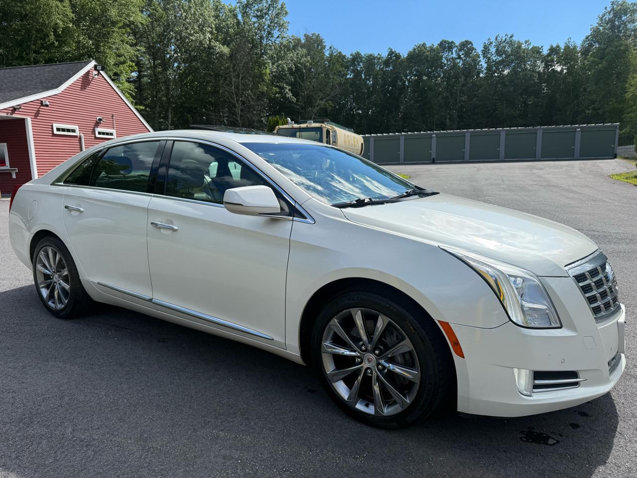 Cadillac XTS Luxury AWD 2013