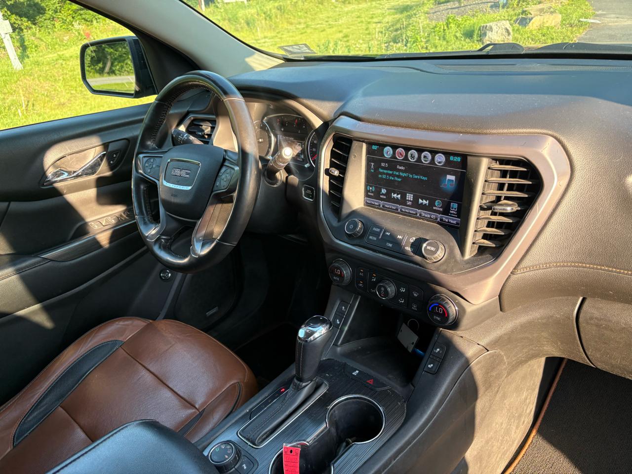 GMC Acadia All Terrain 2 AWD 2017