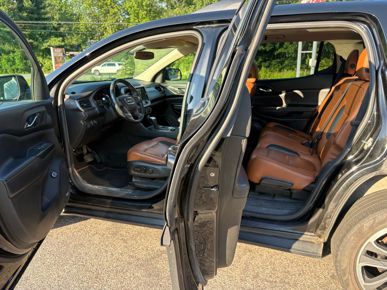 GMC Acadia All Terrain 2 AWD 2017
