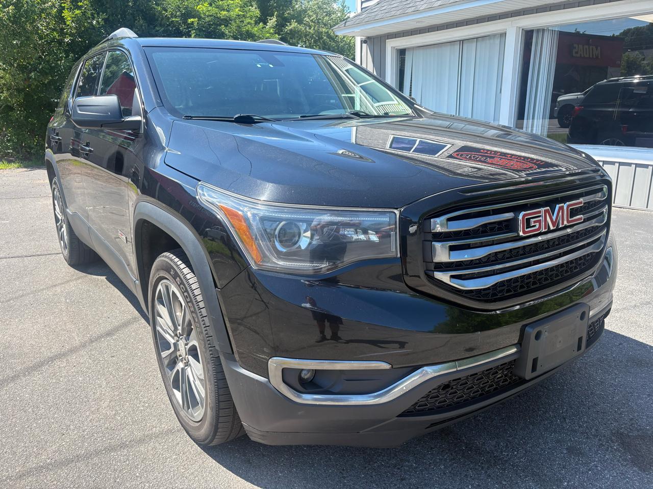 GMC Acadia All Terrain 2 AWD 2017