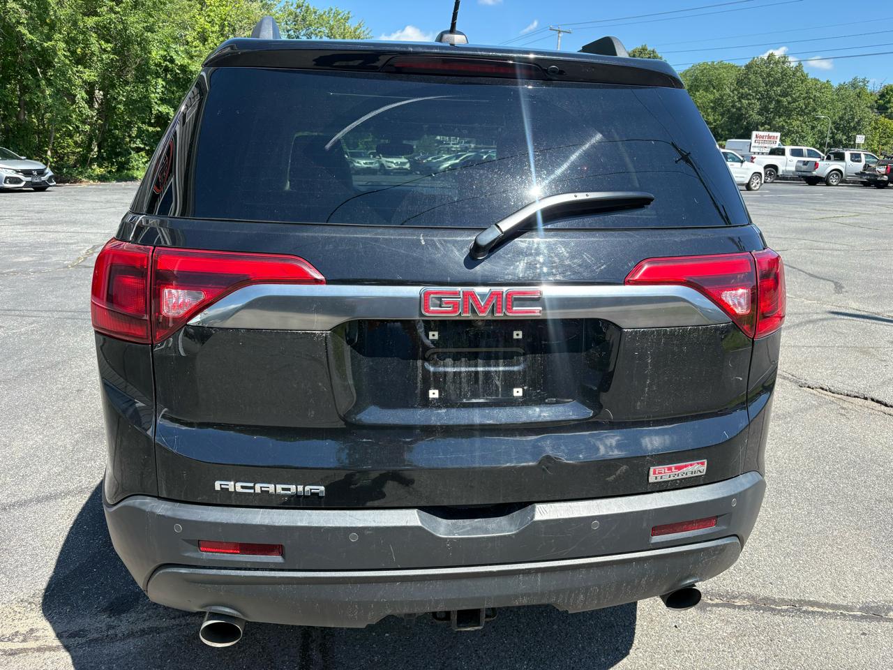 GMC Acadia All Terrain 2 AWD 2017