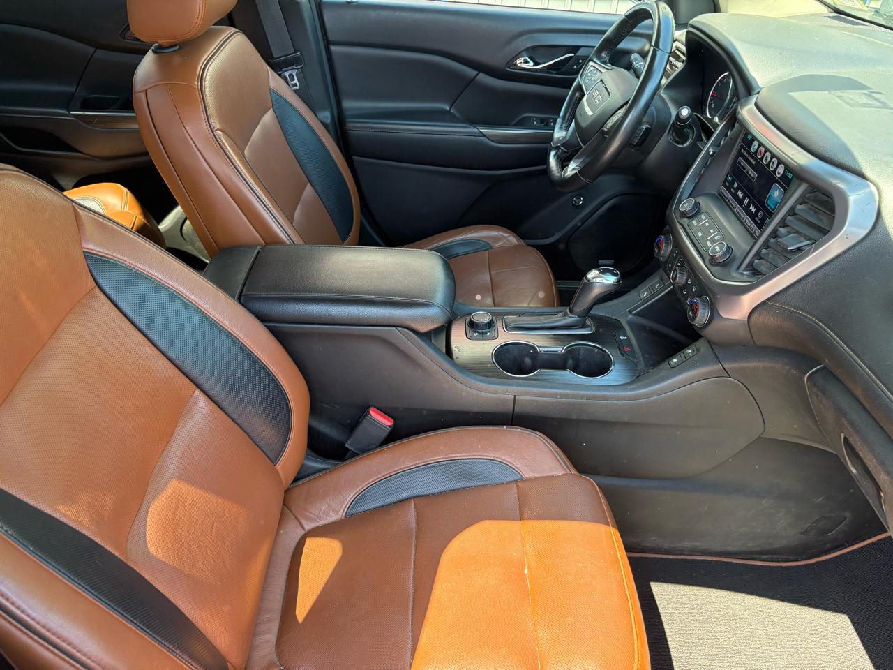 GMC Acadia All Terrain 2 AWD 2017