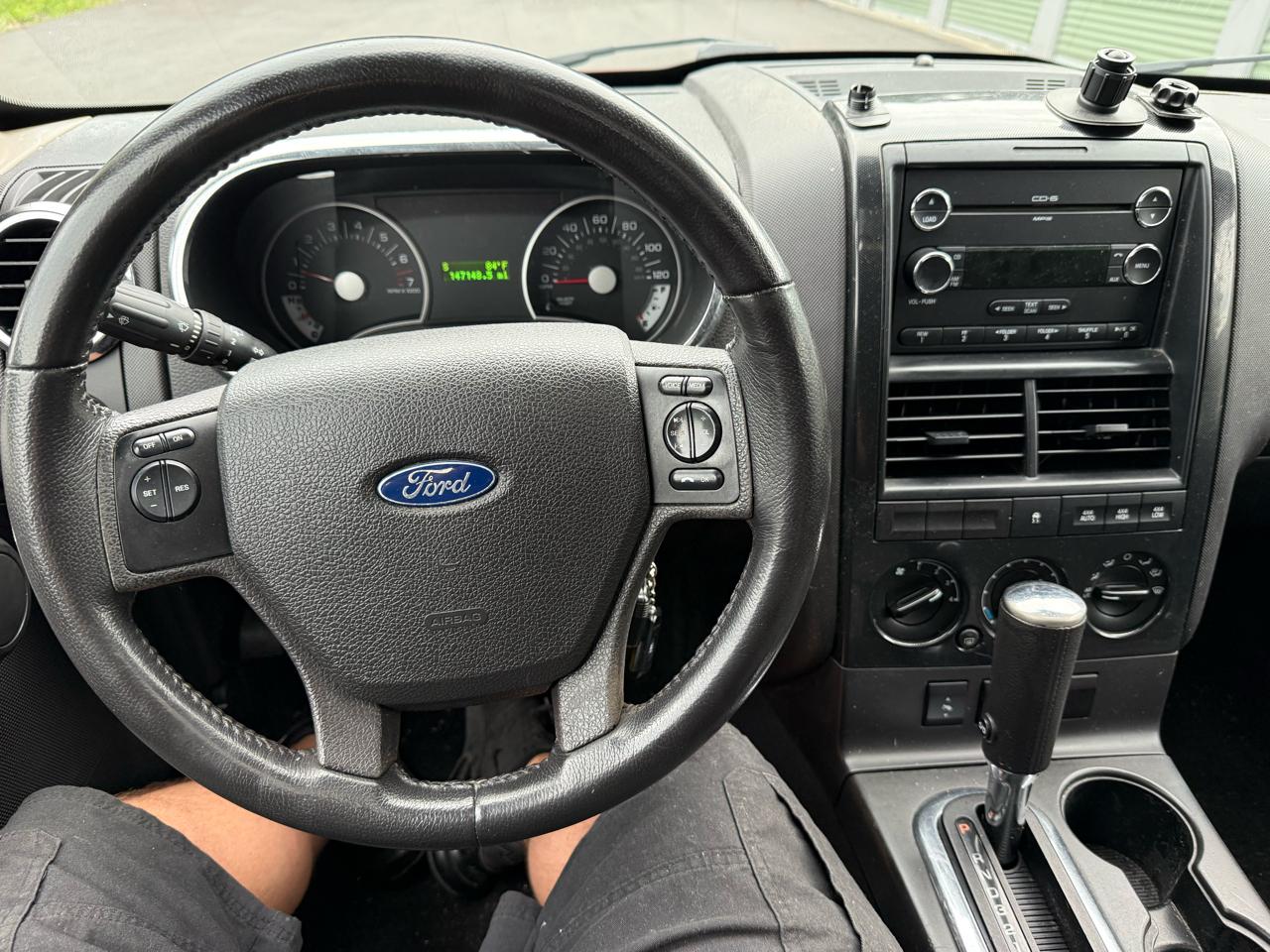 Ford Explorer XLT 4.0L 4WD 2009