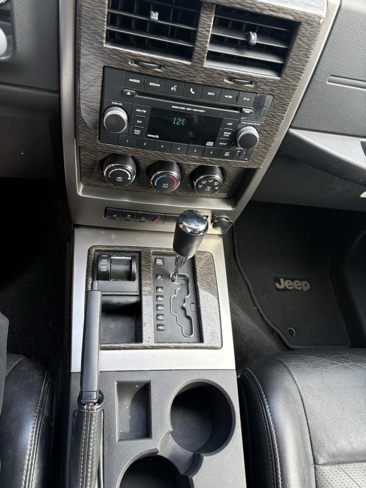 Jeep Liberty Limited Jet 4WD 2012