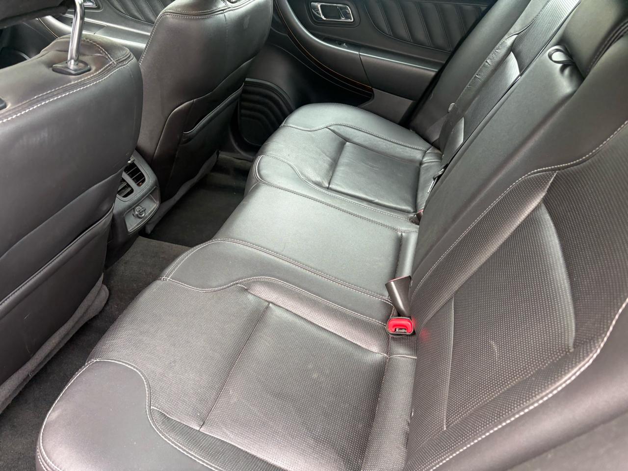 Ford Taurus Limited AWD 2015