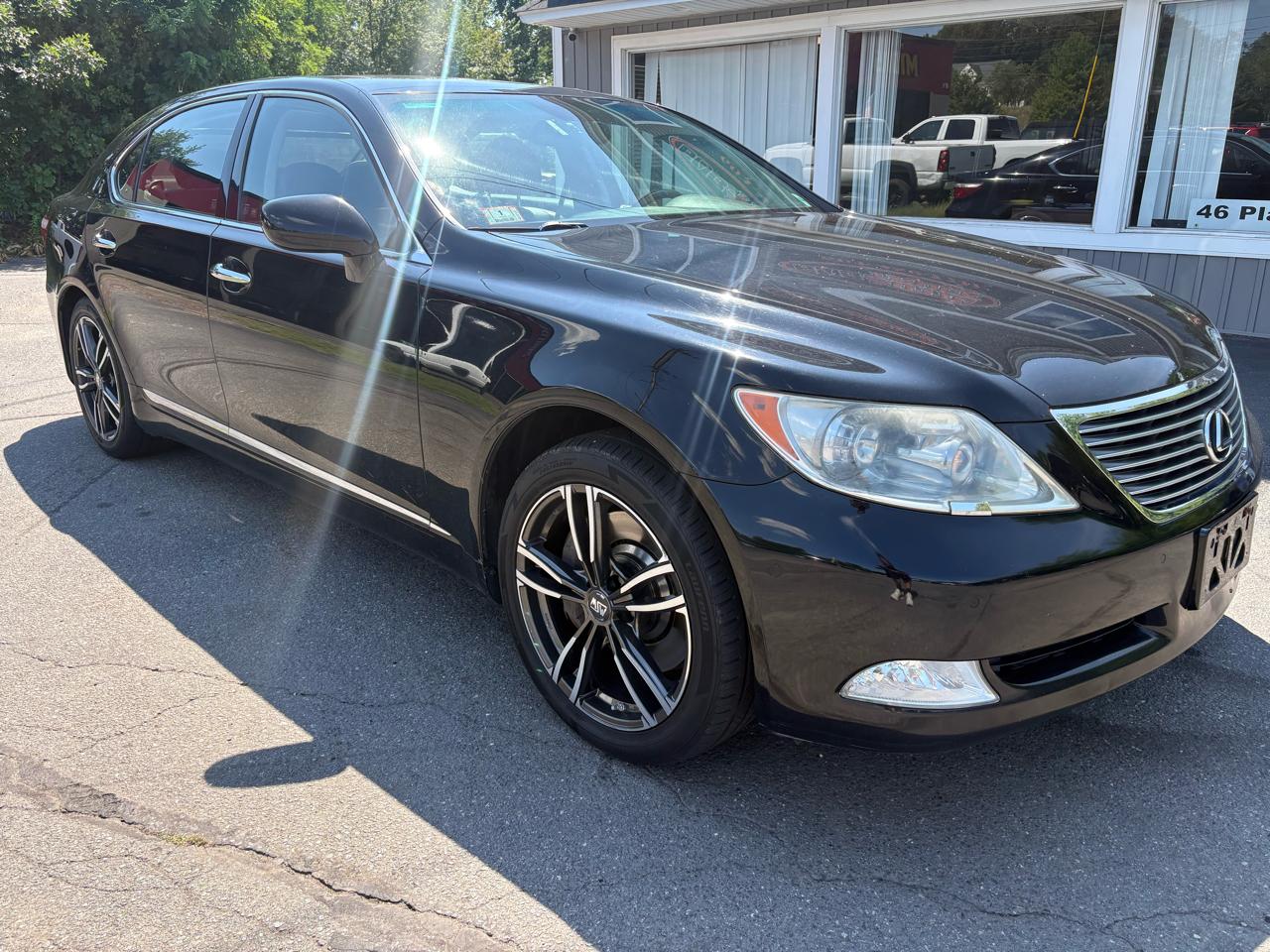 Lexus LS 460 L Luxury Sedan 2008