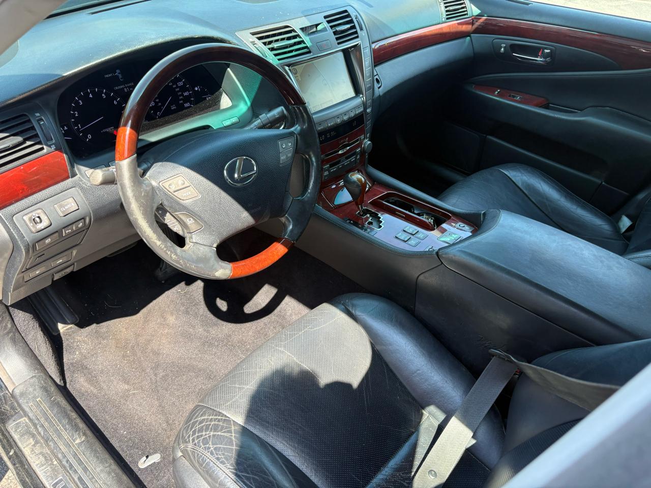 Lexus LS 460 L Luxury Sedan 2008
