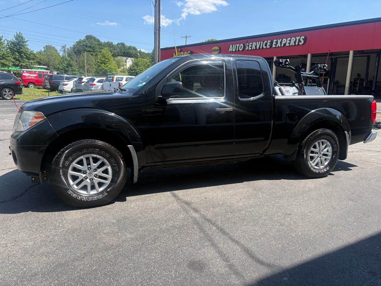Nissan Frontier S Crew Cab 6MT 4WD 2014