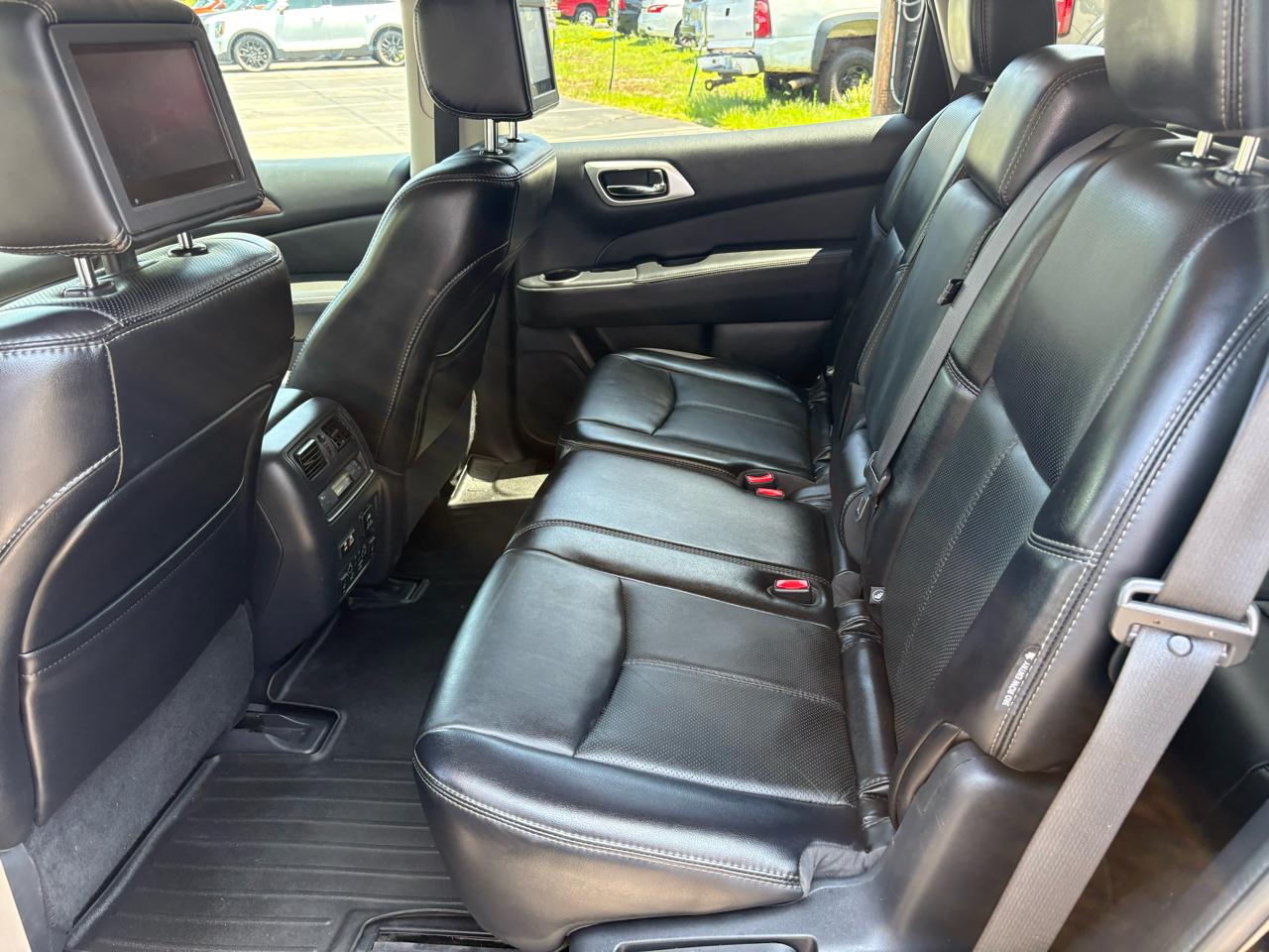 Nissan Pathfinder Platinum 4WD 2020