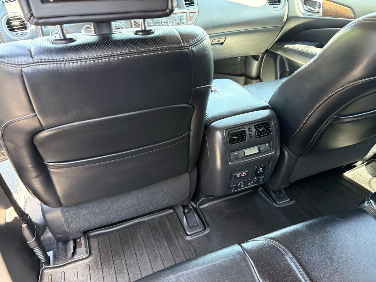Nissan Pathfinder Platinum 4WD 2020
