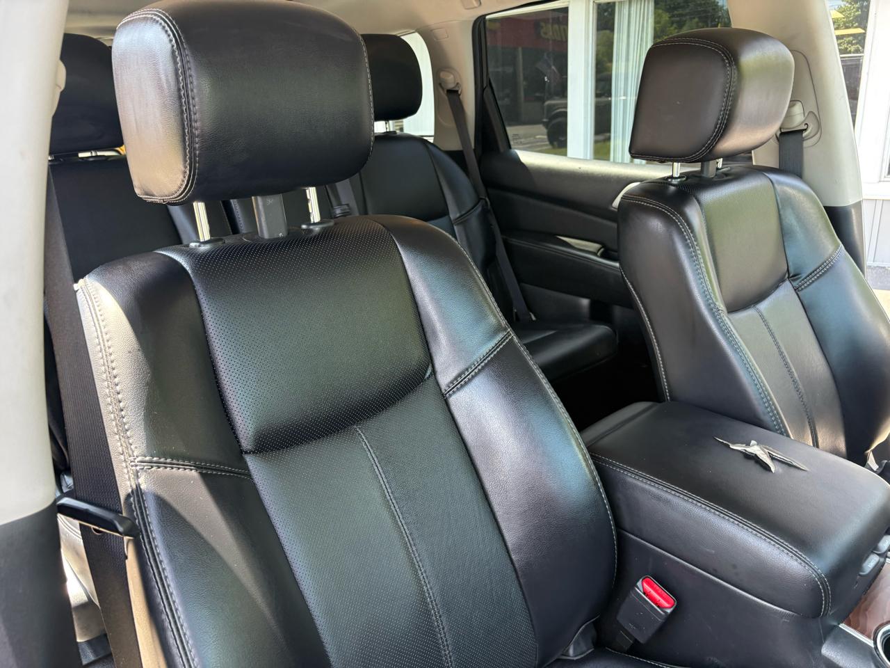 Nissan Pathfinder Platinum 4WD 2020