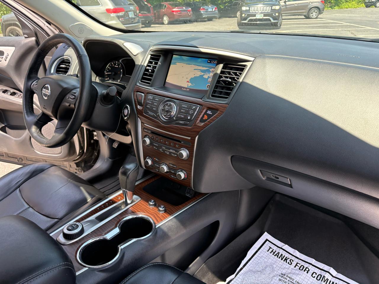 Nissan Pathfinder Platinum 4WD 2020