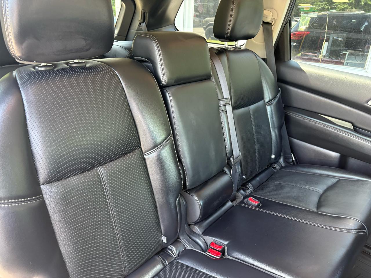 Nissan Pathfinder Platinum 4WD 2020