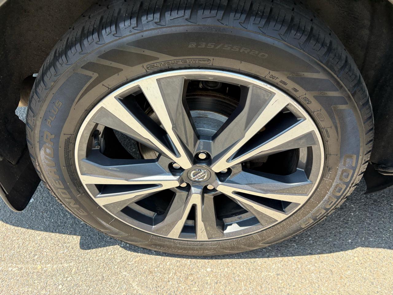 Nissan Pathfinder Platinum 4WD 2020