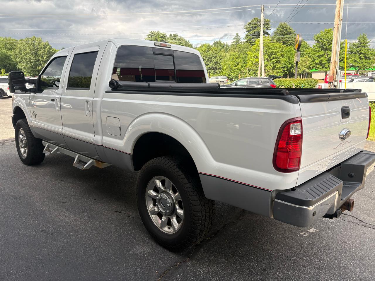 Ford F-350 SD Lariat Crew Cab 4WD 2015