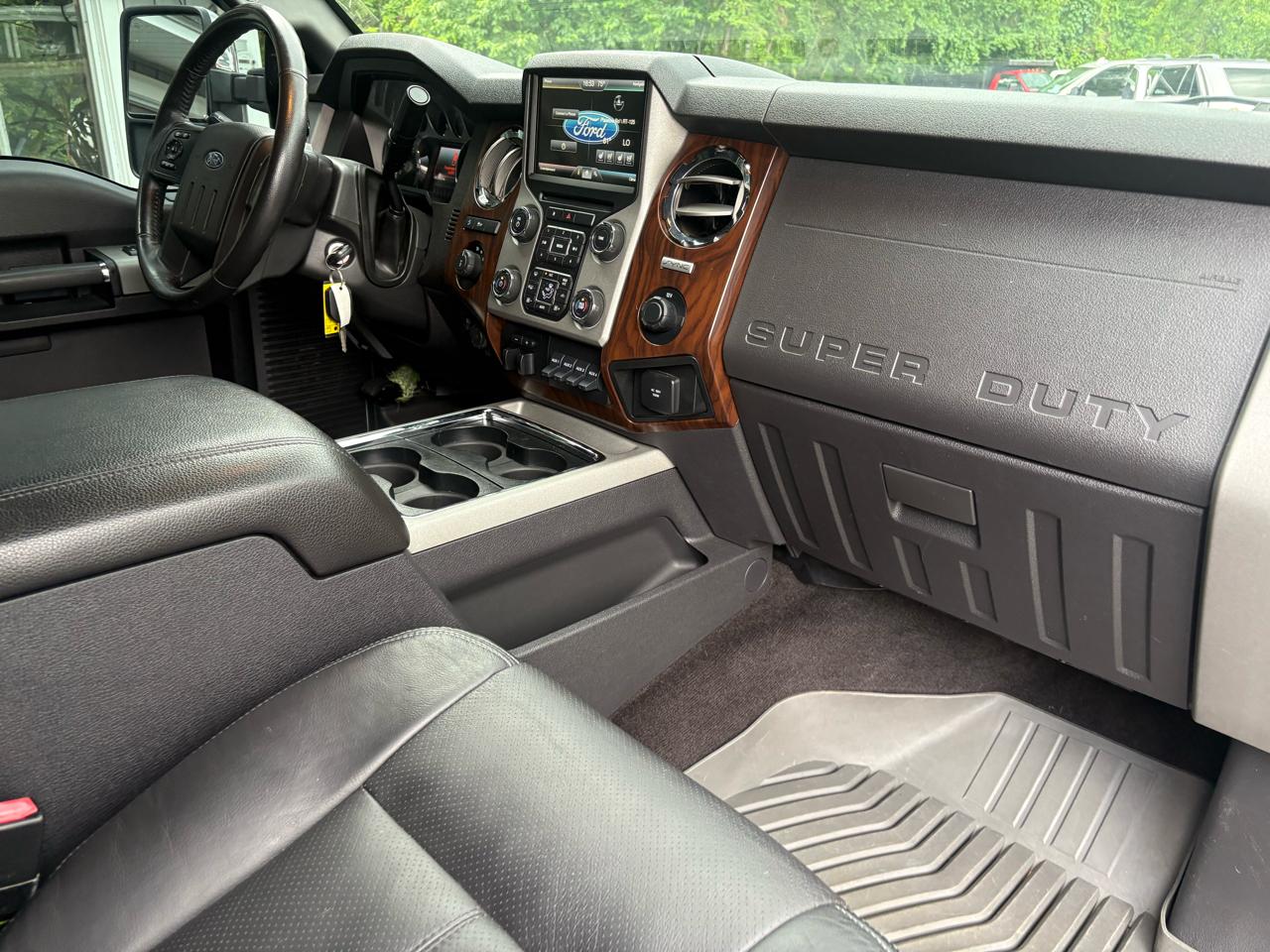 Ford F-350 SD Lariat Crew Cab 4WD 2015