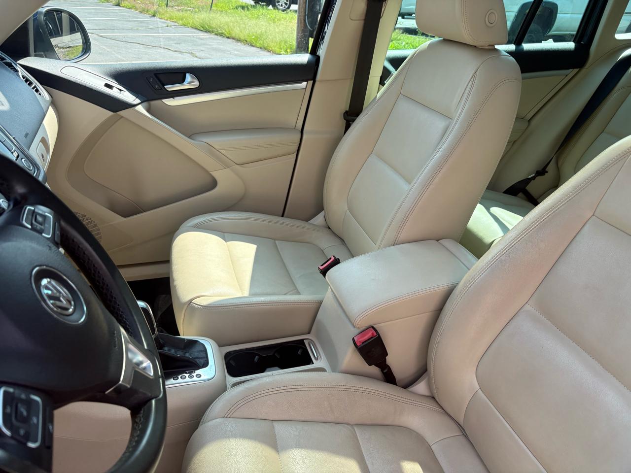 Volkswagen Tiguan SE 4Motion 2013