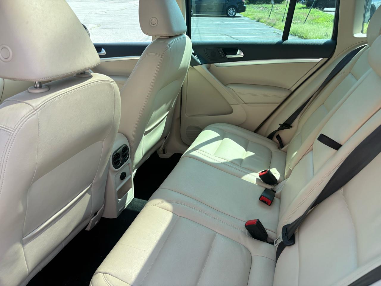 Volkswagen Tiguan SE 4Motion 2013