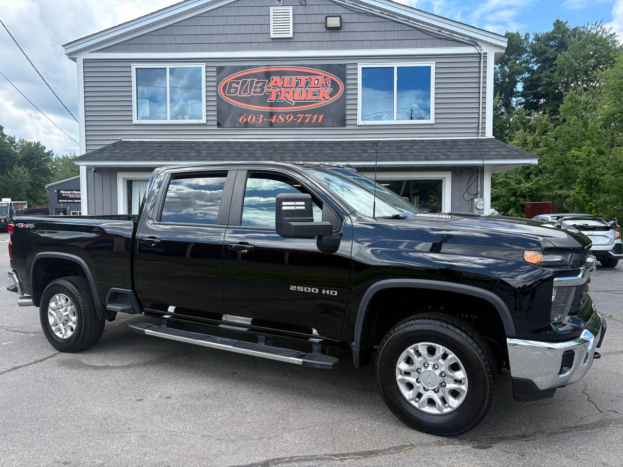 Chevrolet Silverado 2500HD LT Crew Cab Short Bed 4WD 2024