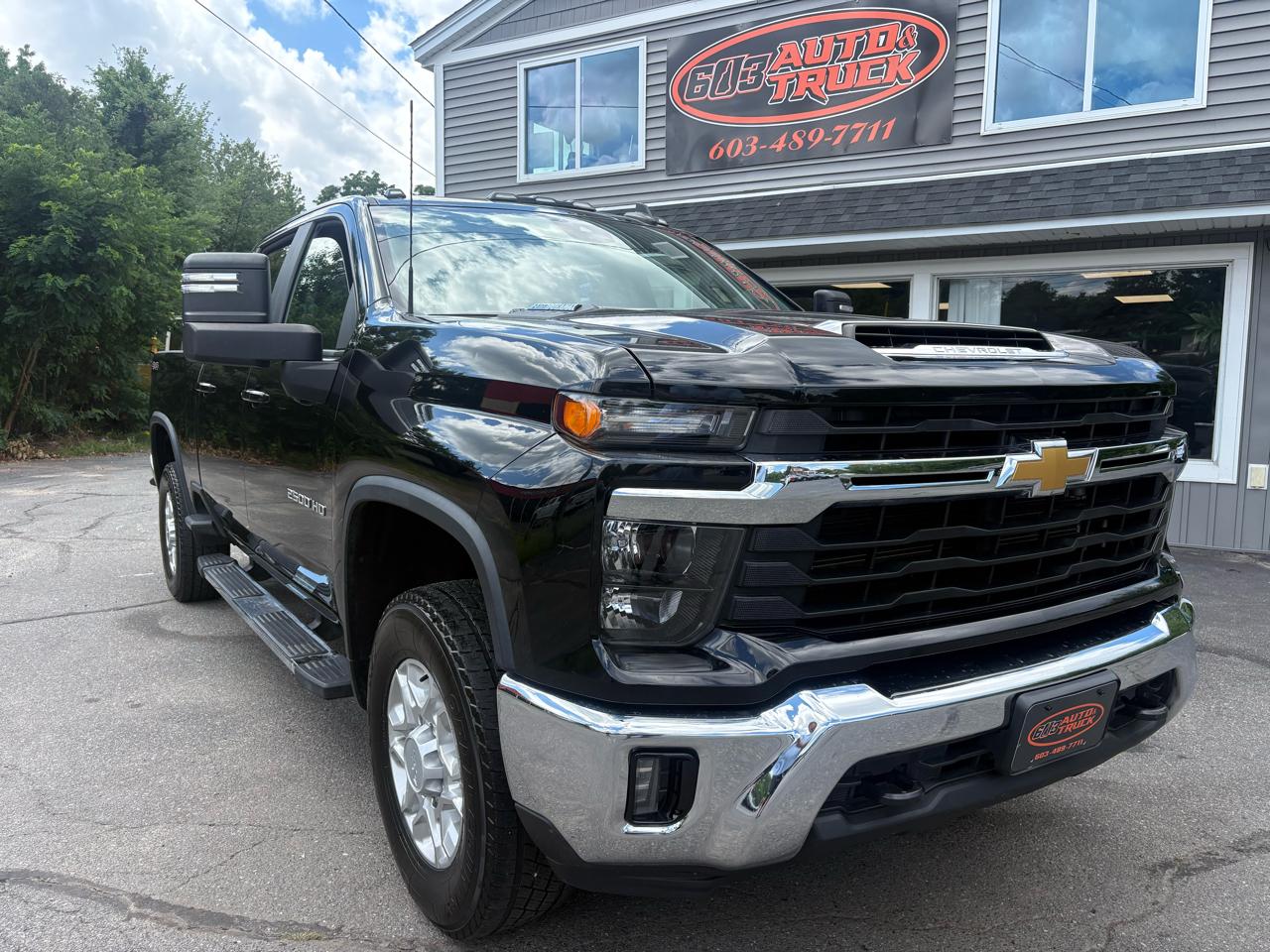 Chevrolet Silverado 2500HD LT Crew Cab Short Bed 4WD 2024