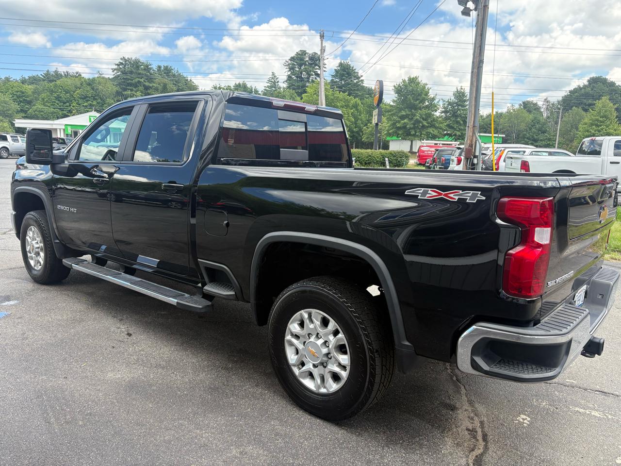 Chevrolet Silverado 2500HD LT Crew Cab Short Bed 4WD 2024