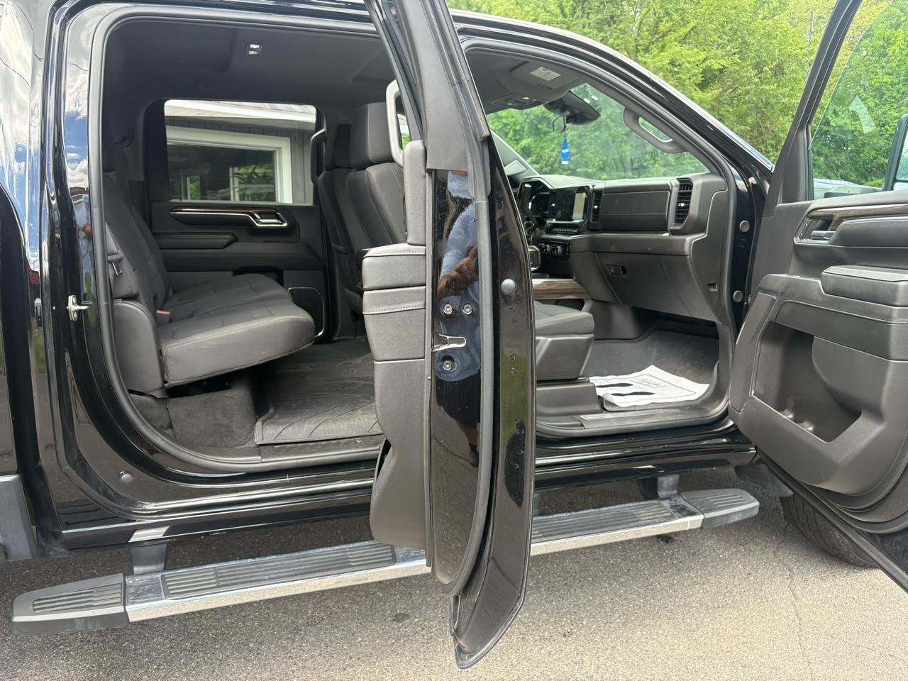 Chevrolet Silverado 2500HD LT Crew Cab Short Bed 4WD 2024