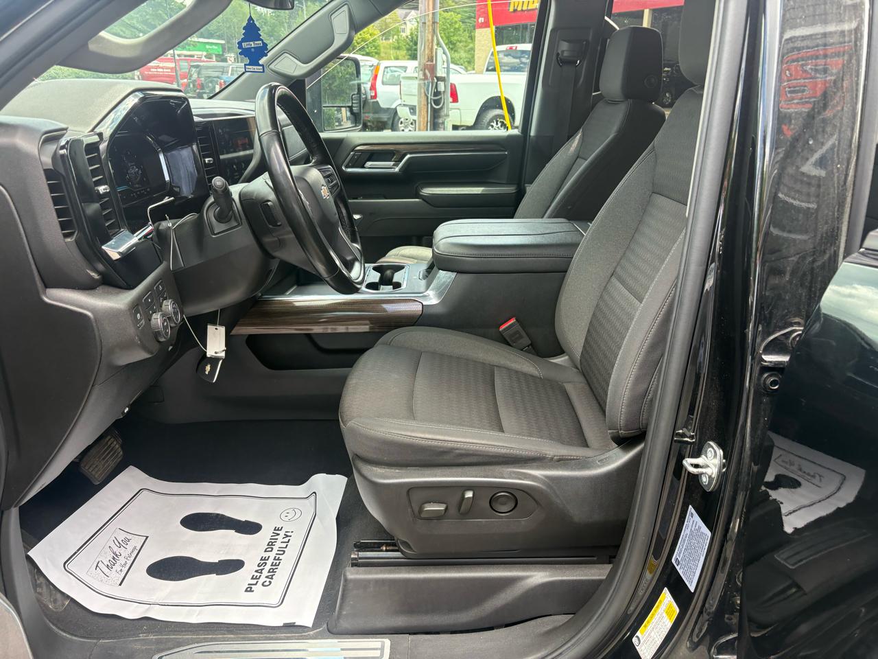 Chevrolet Silverado 2500HD LT Crew Cab Short Bed 4WD 2024