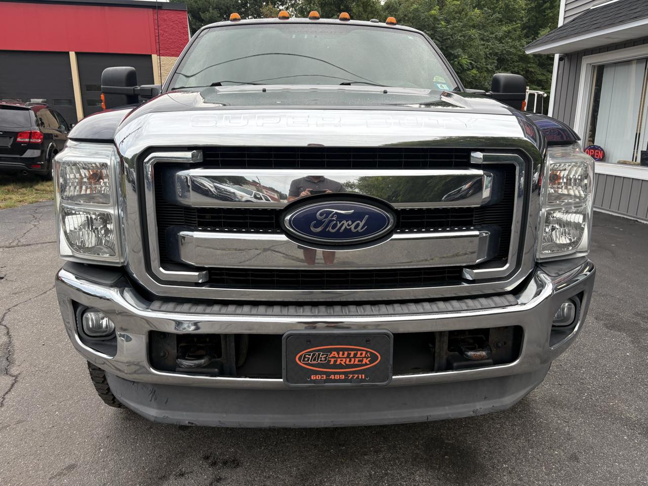 Ford F-350 SD Lariat Crew Cab Short Bed 4WD 2014