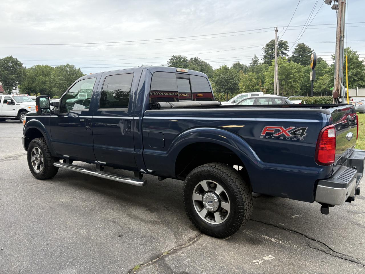 Ford F-350 SD Lariat Crew Cab Short Bed 4WD 2014
